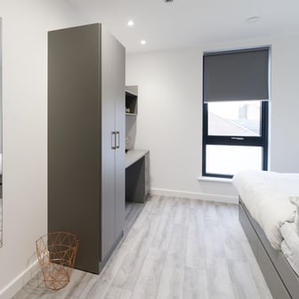 Premium Plus En Suite - Image 5